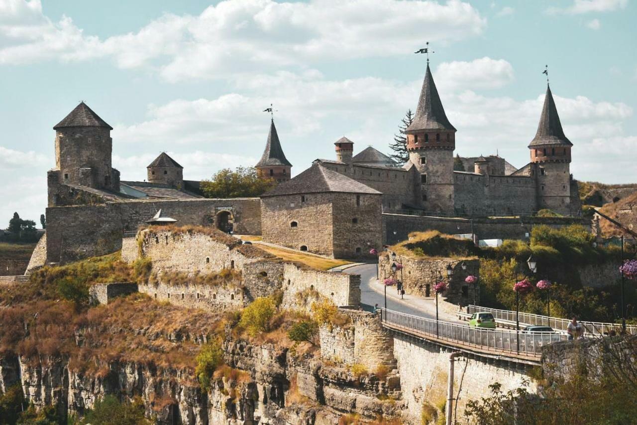 Hotel Nazar Stodolya Kamenec Podolský Exteriér fotografie